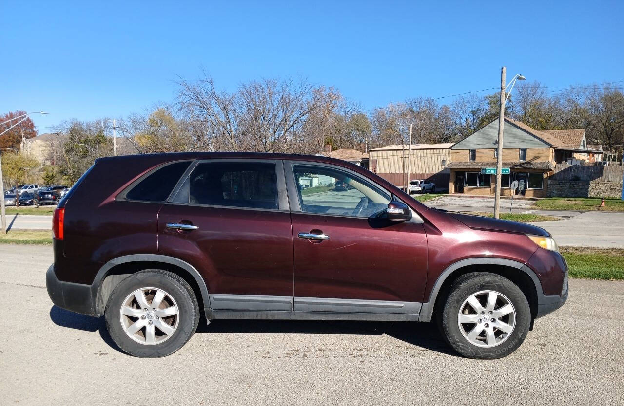 2013 Kia Sorento for sale at Fast Track Auto Mart in Kansas City, MO