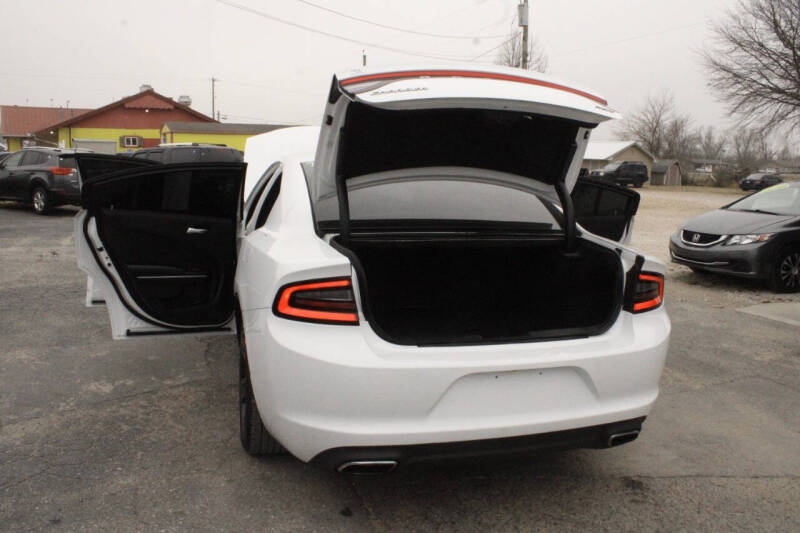 2017 Dodge Charger SXT