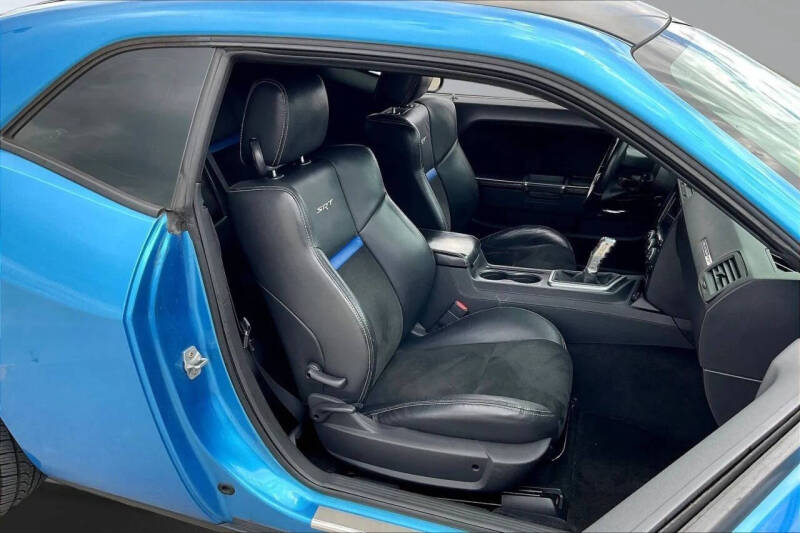 2010 Dodge Challenger SRT8