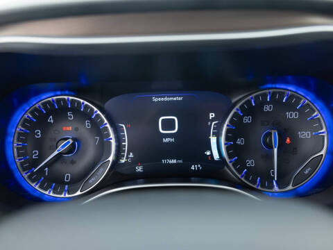 2017 Chrysler Pacifica Touring-L Plus