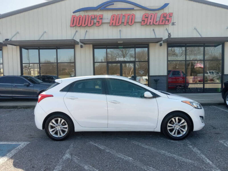 2014 Hyundai Elantra GT for sale at DOUG'S AUTO SALES INC in Pleasant View TN