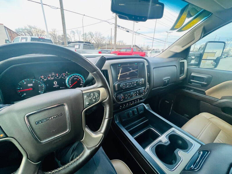 2017 GMC Sierra 2500HD Denali