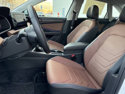 2025 Volkswagen Jetta SEL