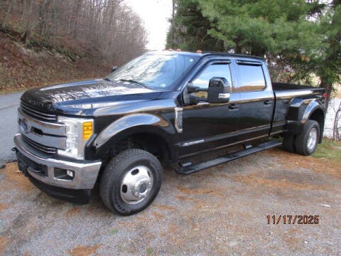 2017 Ford F-350 Super Duty Lariat