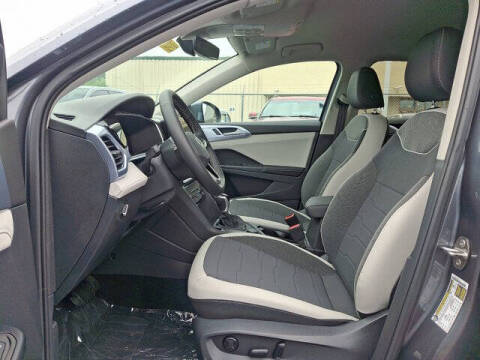 2025 Volkswagen Taos SE 4Motion