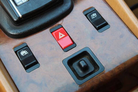 1985 Mercedes-Benz 500-Class