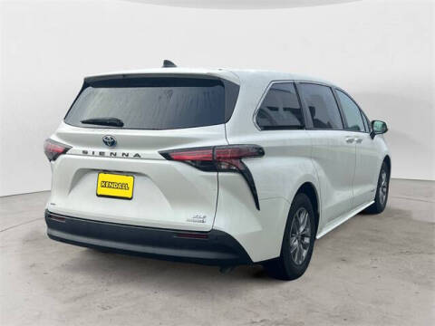 2021 Toyota Sienna XLE 7-Passenger