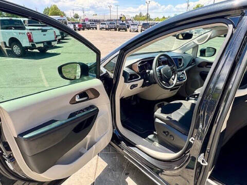 2017 Chrysler Pacifica Touring Plus