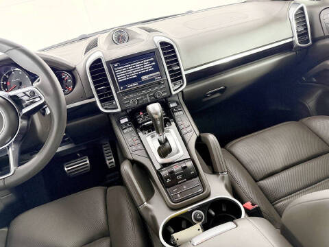 2016 Porsche Cayenne Turbo