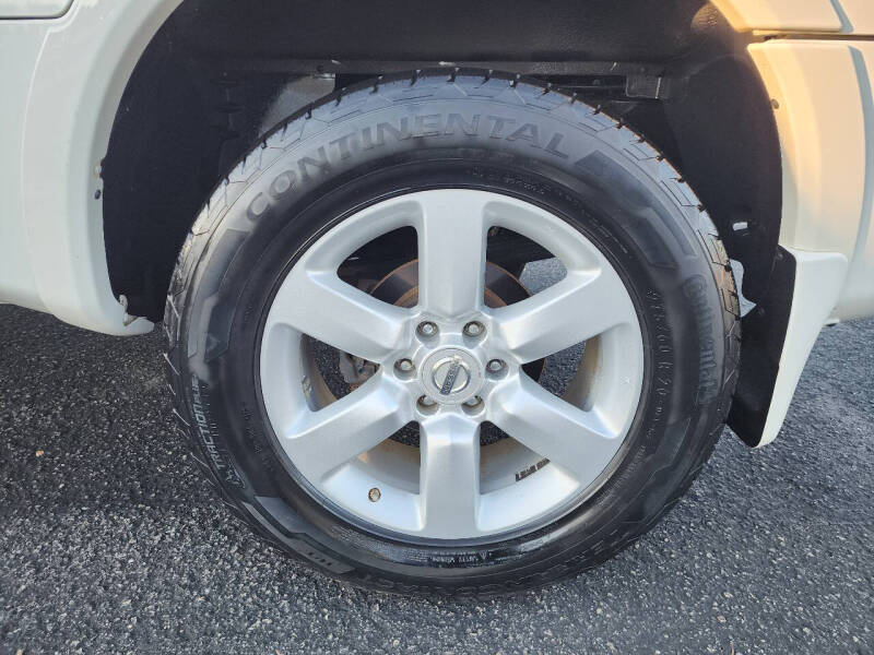 2011 Nissan Titan SL