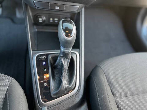 2019 Hyundai Accent SE