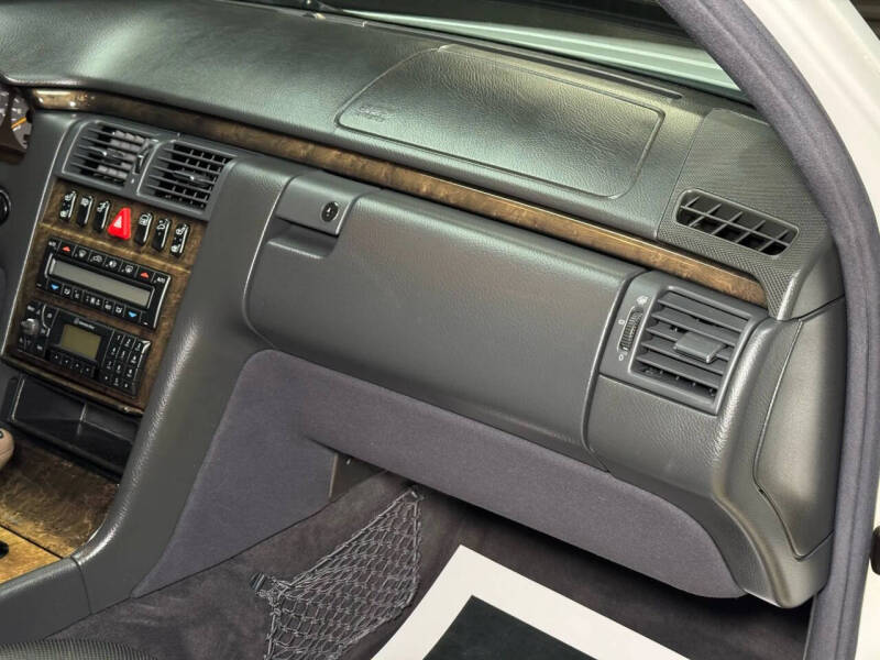 2000 Mercedes-Benz E-Class E 55 AMG