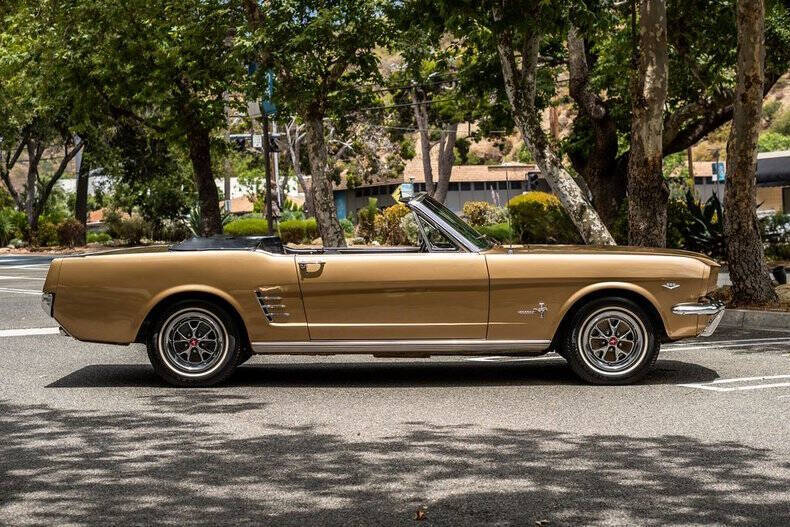 1966 Ford Mustang