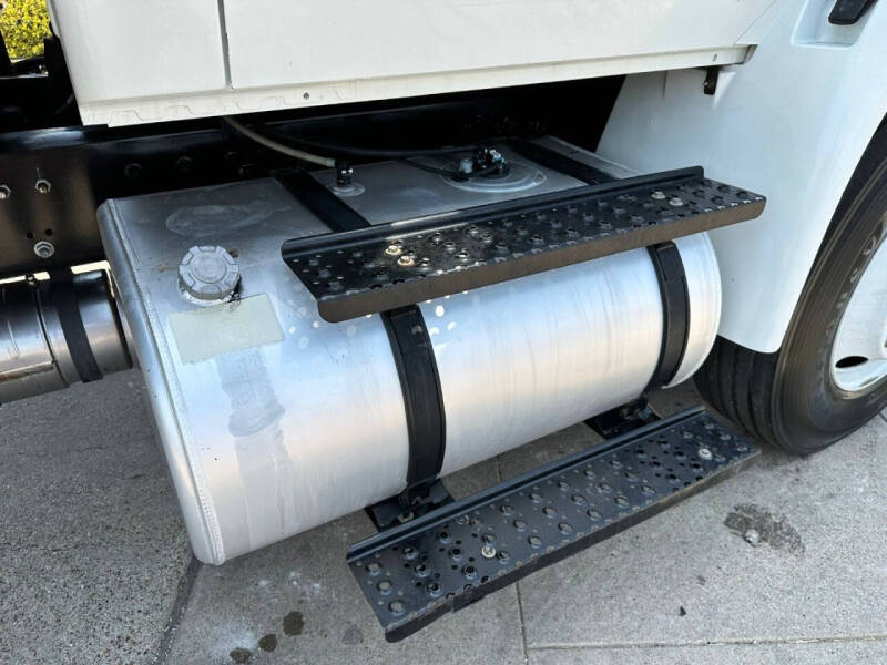 2016 International DuraStar 4300