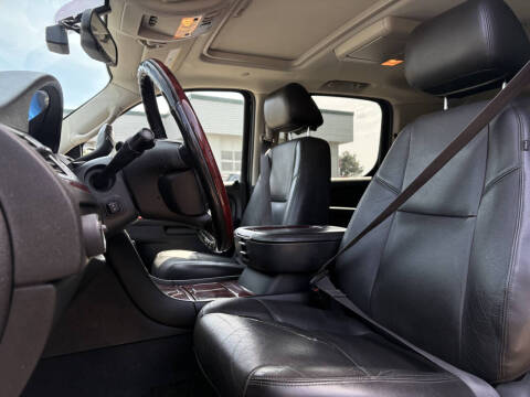 2013 Cadillac Escalade ESV Luxury