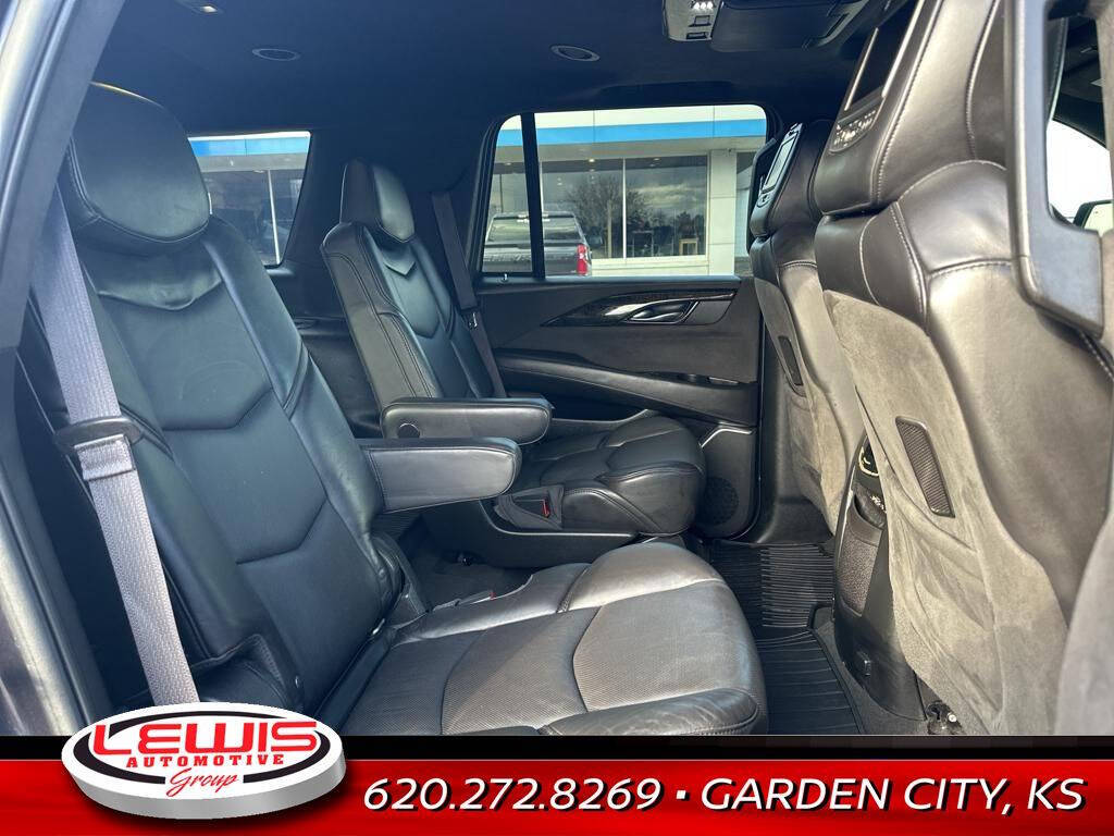 2016 Cadillac Escalade for sale at Lewis Chevrolet of Garden City in Garden City, KS