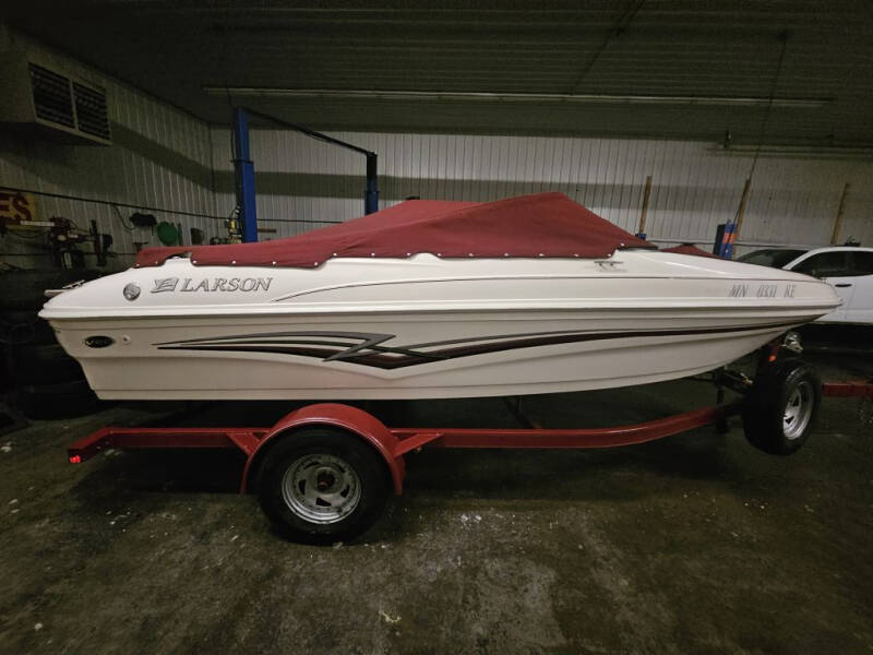2007 Larson Boats 180 SPORT