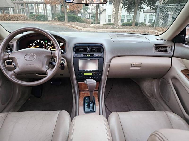 1999 Lexus ES 300