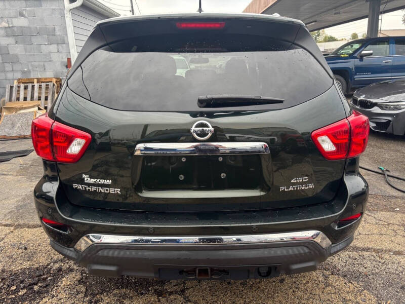 2018 Nissan Pathfinder S