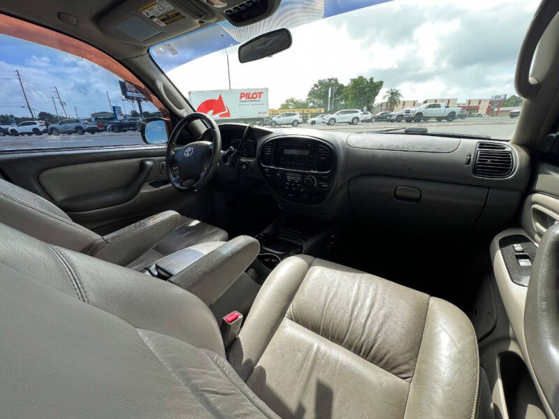 2006 Toyota Sequoia SR5