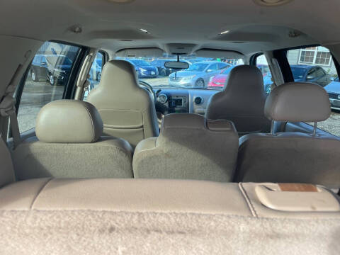 2005 Ford Expedition Eddie Bauer