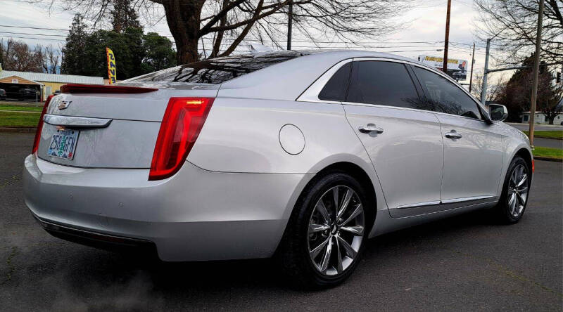 2016 Cadillac XTS Standard