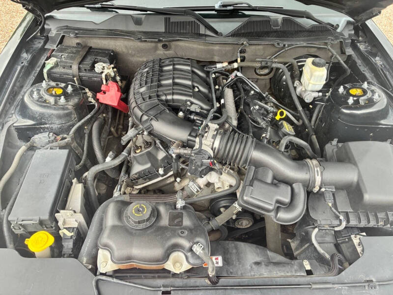 2011 Ford Mustang V6