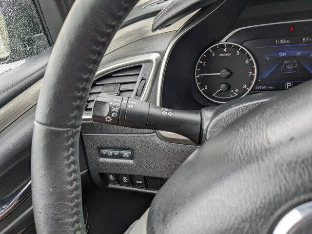 2018 Nissan Murano 26