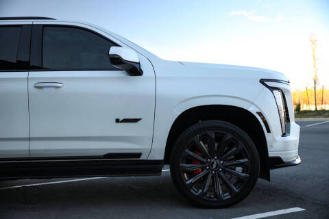 2025 Cadillac Escalade-V