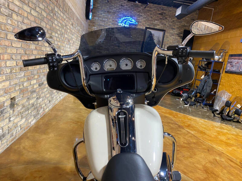 2022 Harley-Davidson Street Glide®