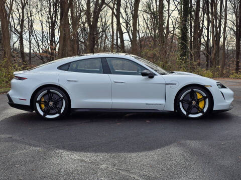 2020 Porsche Taycan Turbo