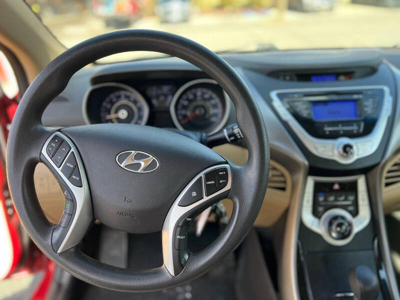 2012 Hyundai Elantra GLS