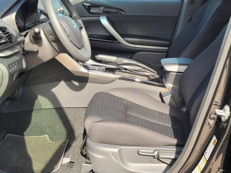 2026 Mitsubishi Eclipse Cross LE