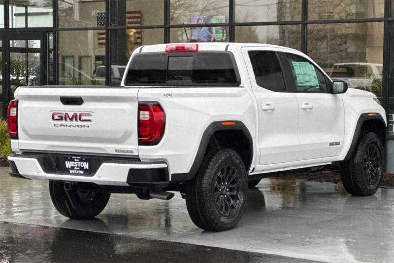 2026 GMC Canyon Elevation