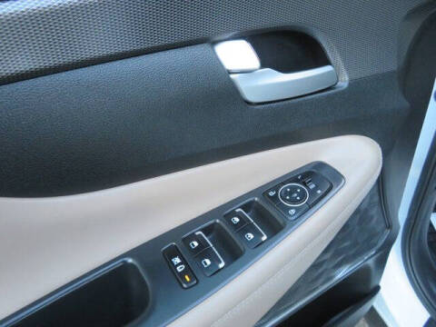 2019 Hyundai Santa Fe Limited 2.0T