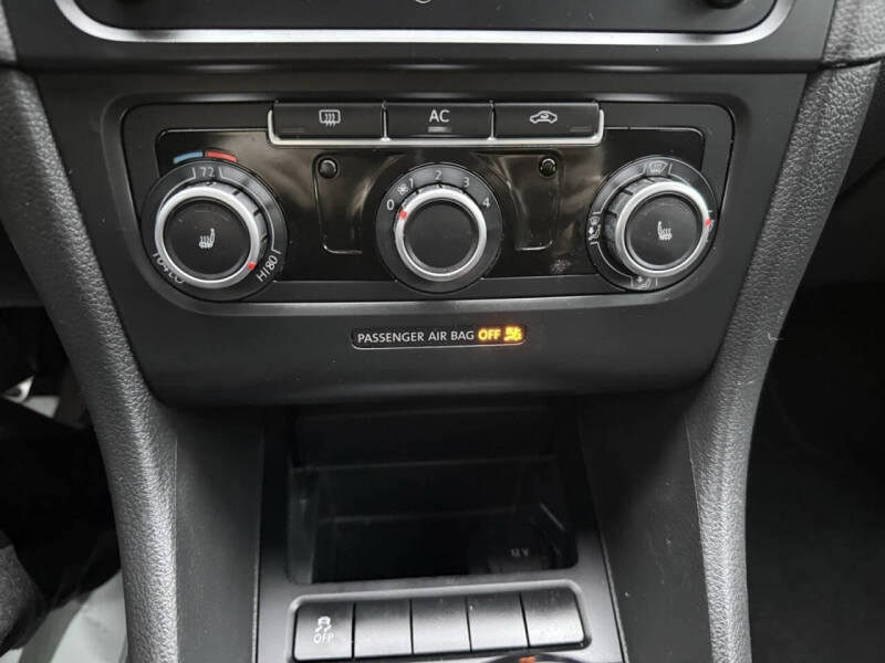 2011 Volkswagen GTI Autobahn