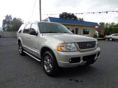 2004 Ford Explorer for sale at Supermax Autos in Strasburg VA