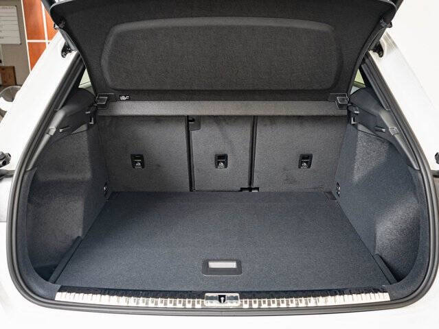 2025 Audi Q3 quattro S line Prem Plus 45 TFSI