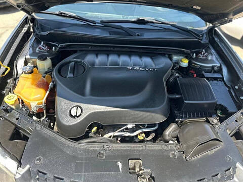 2013 Dodge Avenger R/T