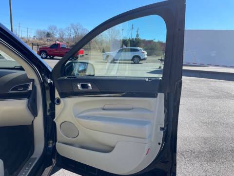 2019 Lincoln MKT