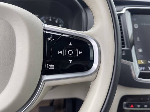 2019 Volvo XC90 T5 Momentum