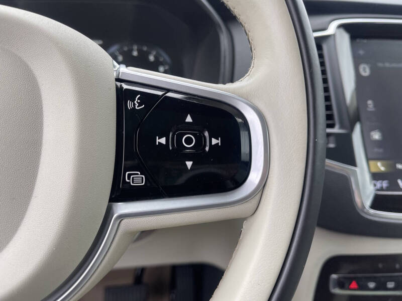 2019 Volvo XC90 T5 Momentum