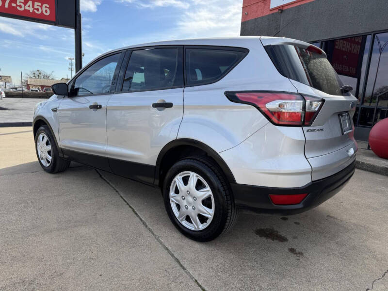2017 Ford Escape S