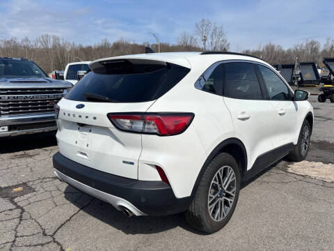 2020 Ford Escape SEL