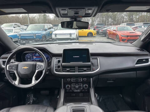 2022 Chevrolet Suburban LT