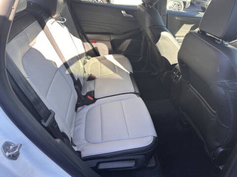 2026 Ford Escape Platinum