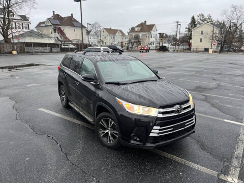 2017 Toyota Highlander for sale at Choice Motor Group in Lawrence MA