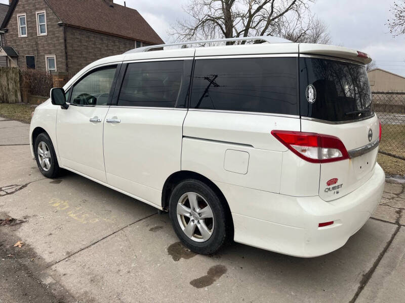 2017 Nissan Quest S