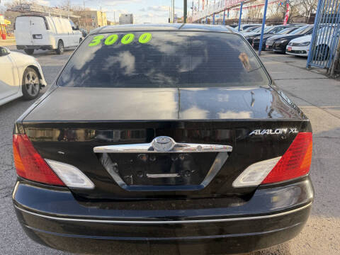 2000 Toyota Avalon XL