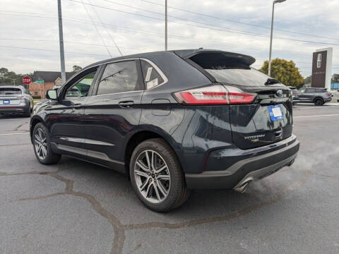 2024 Ford Edge Titanium